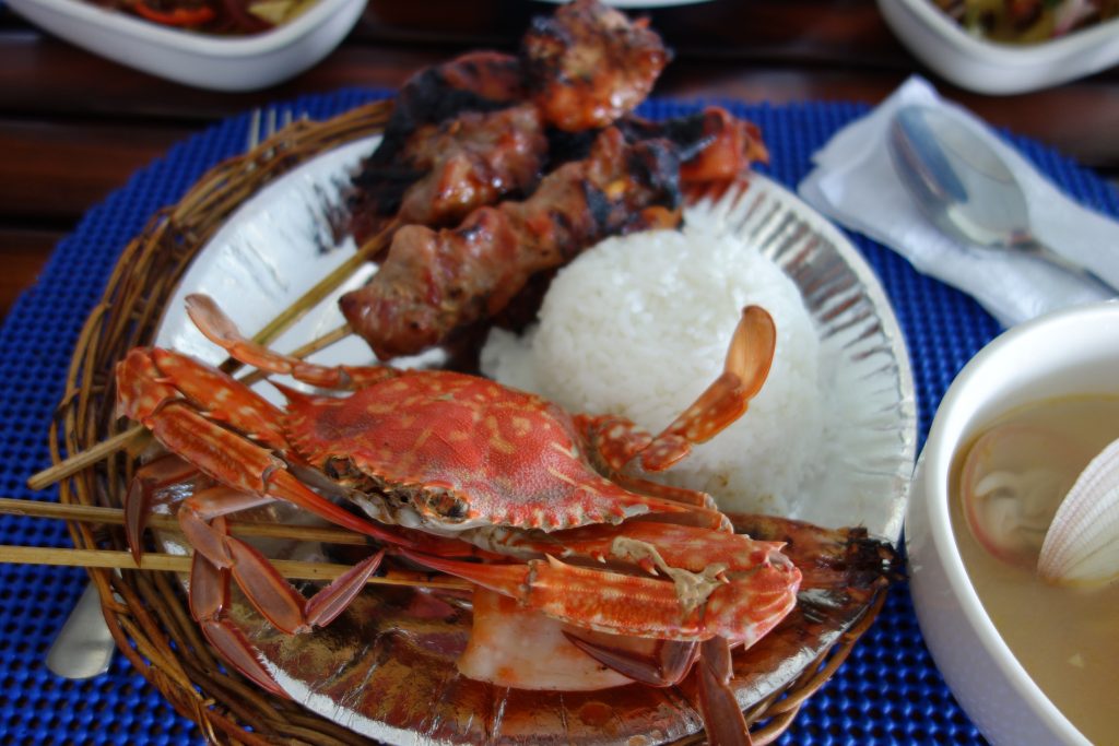 ナルスアン島のフィリピン風BBQ